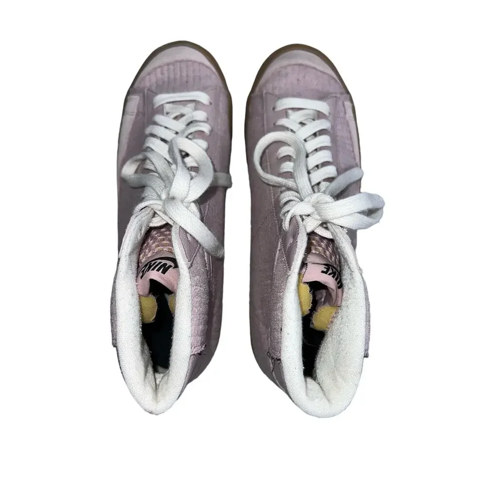NIKE Blazer Mid 77 Sneakers New Vintage Look - size 10 -D-O7